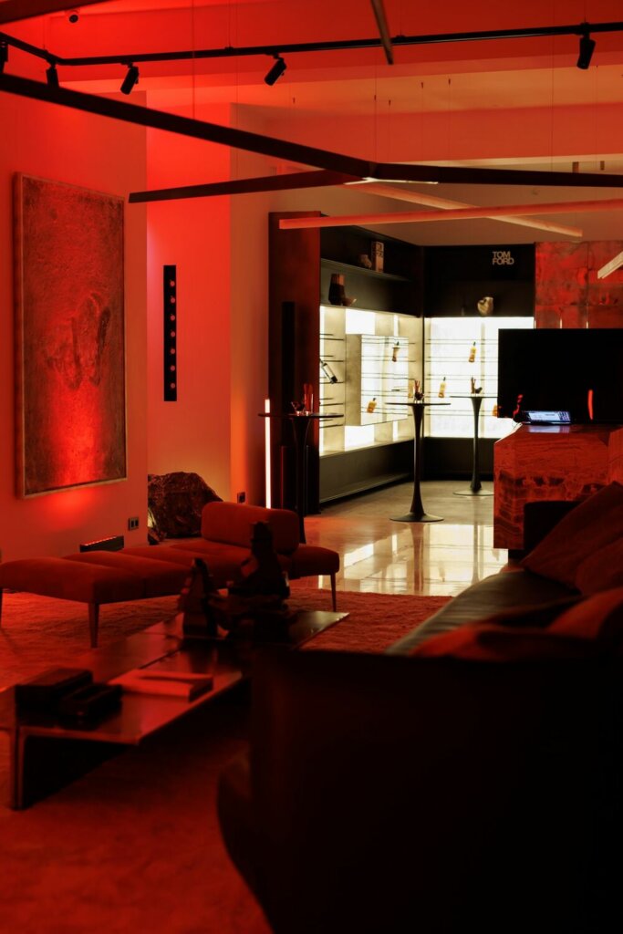 Искусство затемнения: как прошел Cocktail Evening от AURRUM x Henge в Москве