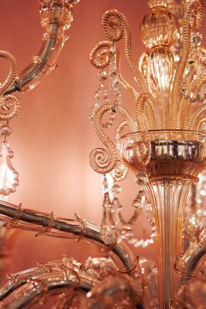 AURRUM на IDEM 2025: квинтэссенция итальянского дизайна в Новом Манеже