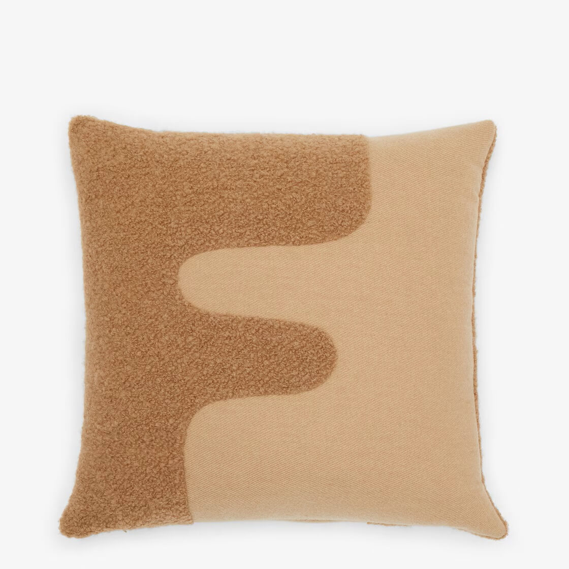 Подушка F-Affair от Fendi