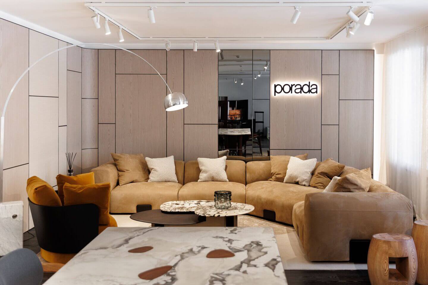 Новинки мебели Porada в Москве: презентация в AURRUM по случаю ARTDOM DESIGN 2026