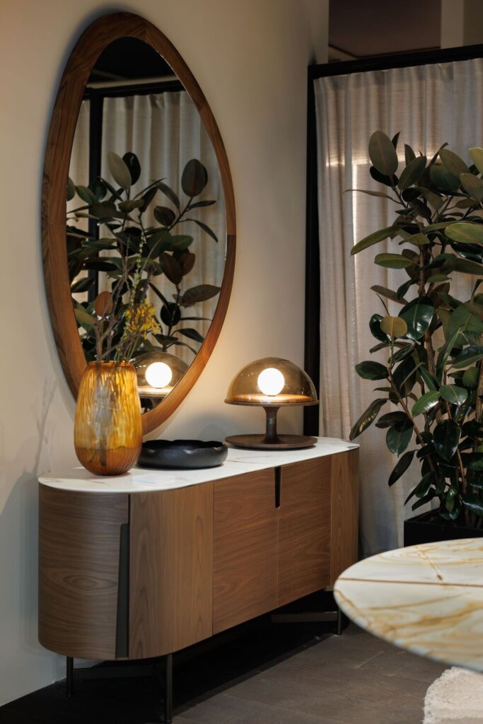 Новинки Porada, Barovier & Toso и Sahrai в Москве: AURRUM на выставке ARTDOM 2026